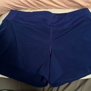 Lululemon Speed Up Shorts - Size 10 - Excellent Condition